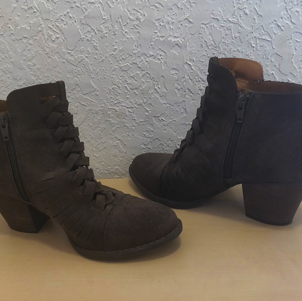 Green Boot Heels